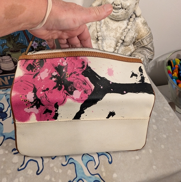 L.A.M.B. Floral Folding Clutch - Picture 9 of 15